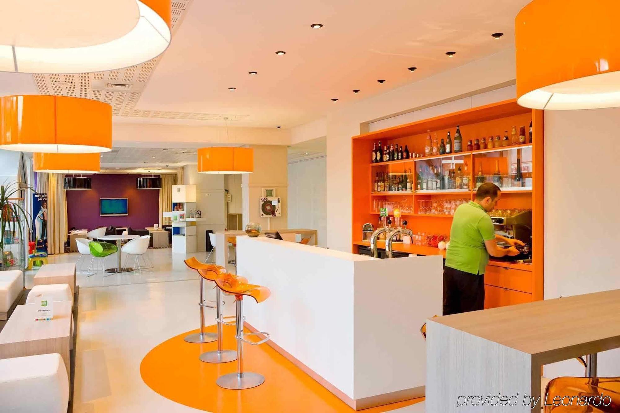 Hotel Ibis Styles Centre Gare Beffroi Lila
